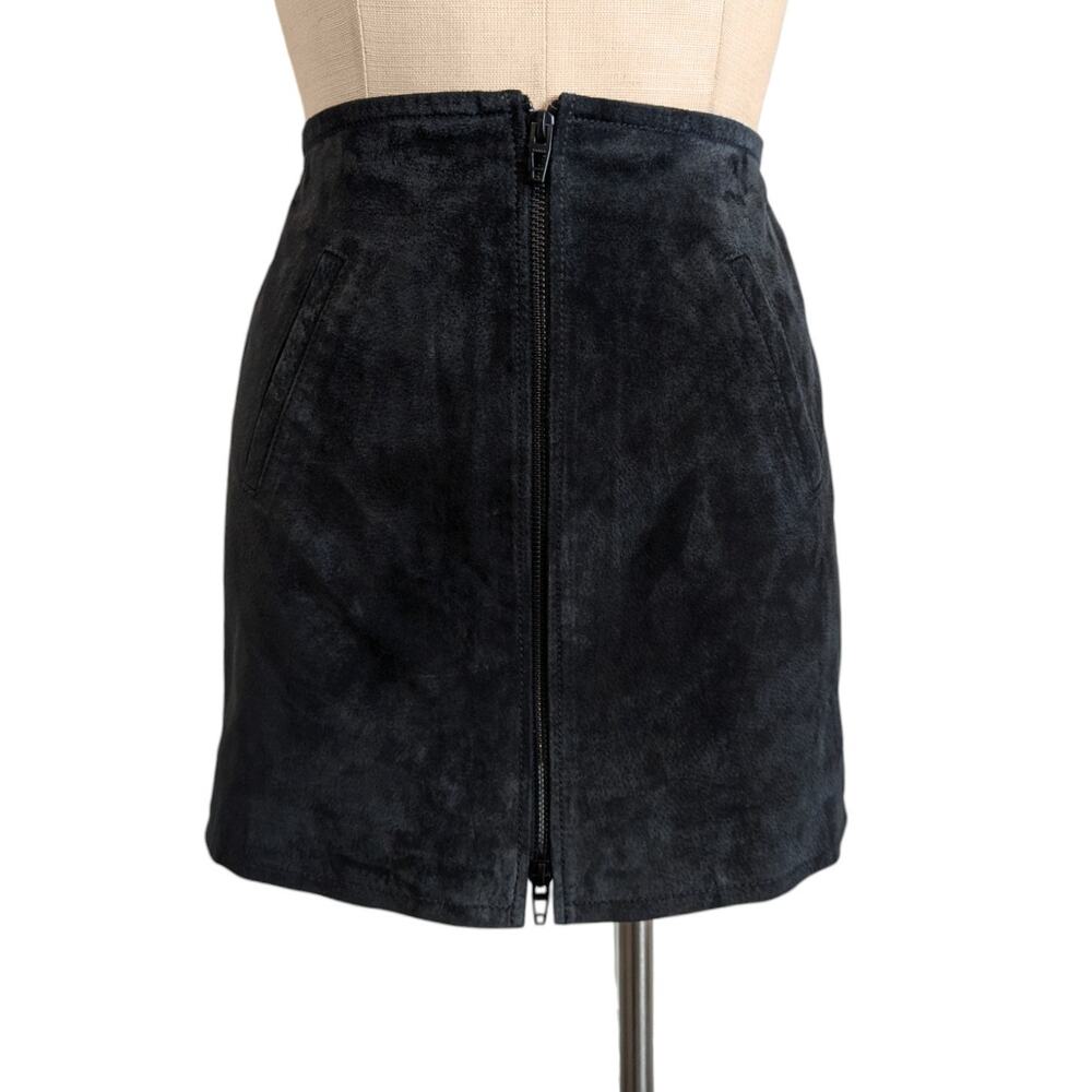 BLANK NYC  Blanknyc 100% Leather Suede Black Zip Front Skirt  25